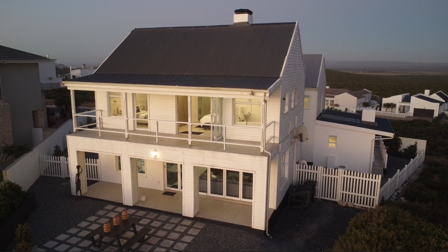 5 Bedroom Property for Sale in Yzerfontein Western Cape